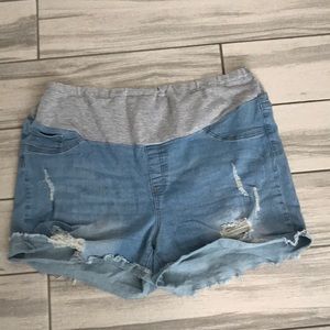 SHEIN Curve Maternity Distressed Jeans Shorts | 3X